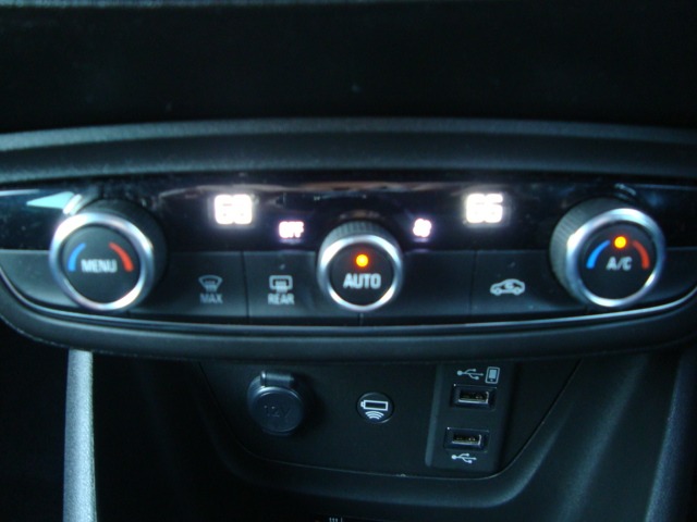 Used Vauxhall Crossland 2023 for sale - 77921718: Photo 19