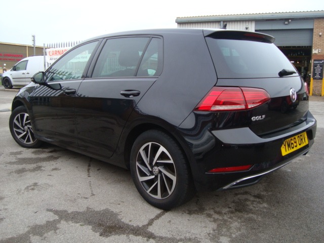 Used Volkswagen Golf 2020 for sale - 76719999: Photo 2