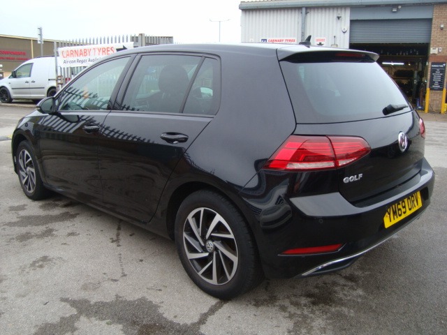 Used Volkswagen Golf 2020 for sale - 76719999: Photo 24