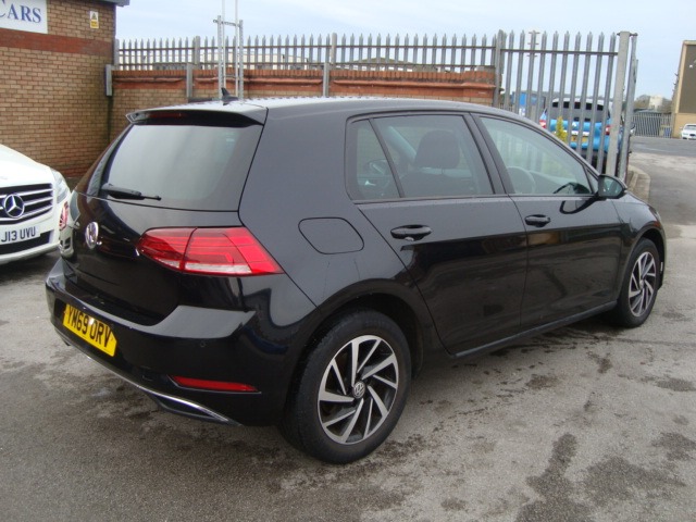 Used Volkswagen Golf 2020 for sale - 76719999: Photo 25