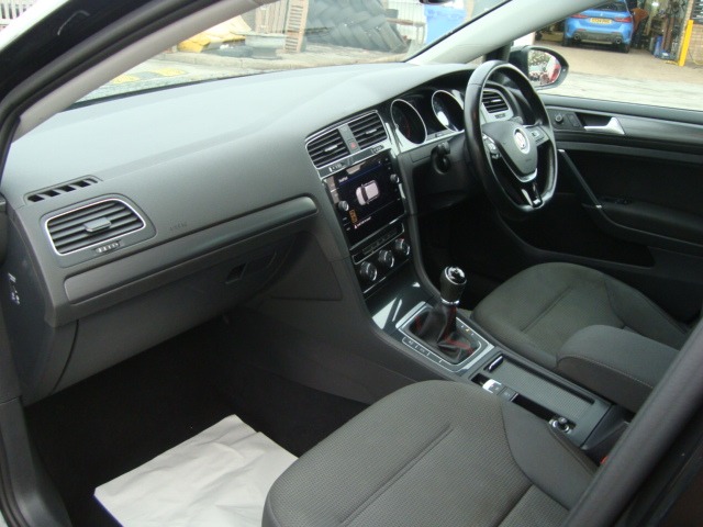 Used Volkswagen Golf 2020 for sale - 76719999: Photo 6