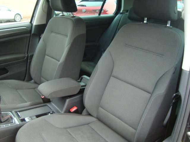 Used Volkswagen Golf 2020 for sale - 76719999: Photo 7