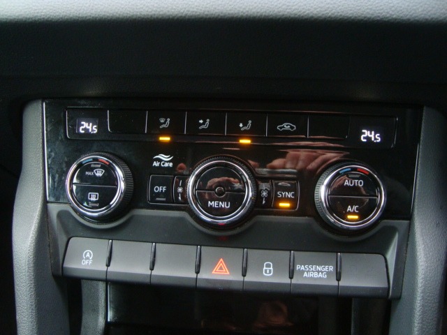 Used Skoda Karoq 2021 for sale - 77495107: Photo 17