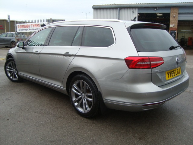 Used Volkswagen Passat 2015 for sale - 76559598: Photo 2