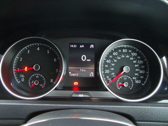 Used Volkswagen Golf 2017 for sale - 76714108: Photo 16