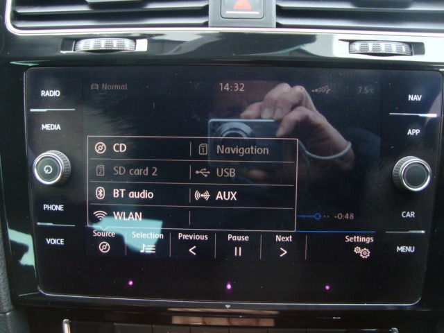 Used Volkswagen Golf 2017 for sale - 76714108: Photo 21