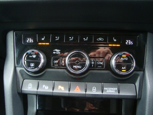 Used Skoda Karoq 2018 for sale - 76752003: Photo 17