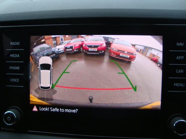 Used Skoda Karoq 2018 for sale - 76752003: Photo 19