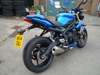 Used Triumph STREET 2014 for sale - bike-74944243: Photo