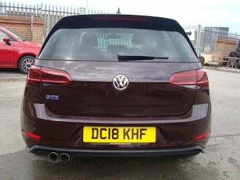 Used Volkswagen Golf 2018 for sale - 78909976: Photo