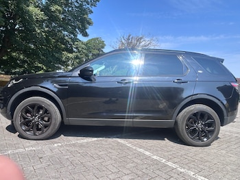 Used Land Rover Discovery Sport 2019 for sale - 79295446: Photo