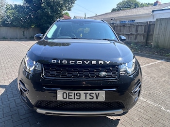 Used Land Rover Discovery Sport 2019 for sale - 79295446: Photo