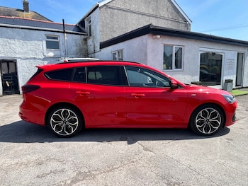 Used Ford Focus 2023 for sale - 78584841: Photo