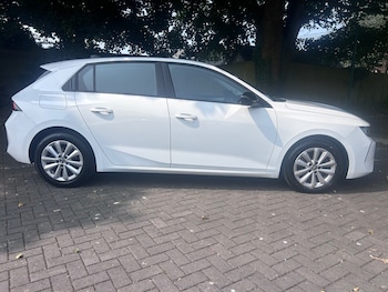 Used Vauxhall Astra 2023 for sale - 79302602: Photo