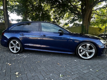 Used Audi A4 2020 for sale - 79168311: Photo