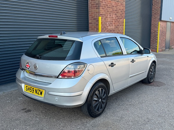 Used Vauxhall Astra 2009 for sale - 74620174: Photo 6