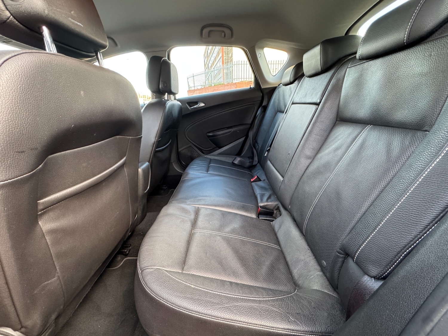 Used Vauxhall Astra 2013 for sale - 77052629: Photo 16