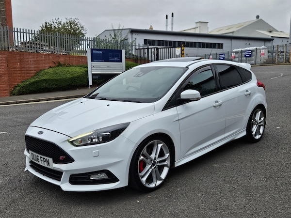 Used Ford Focus 2016 for sale - 76277042: Photo 10