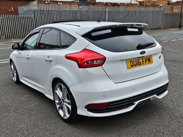 Used Ford Focus 2016 for sale - 76277042: Photo 7