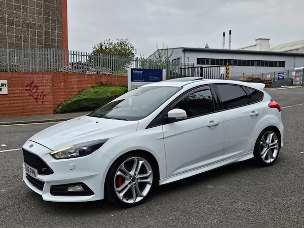 Used Ford Focus 2016 for sale - 76277042: Photo 9
