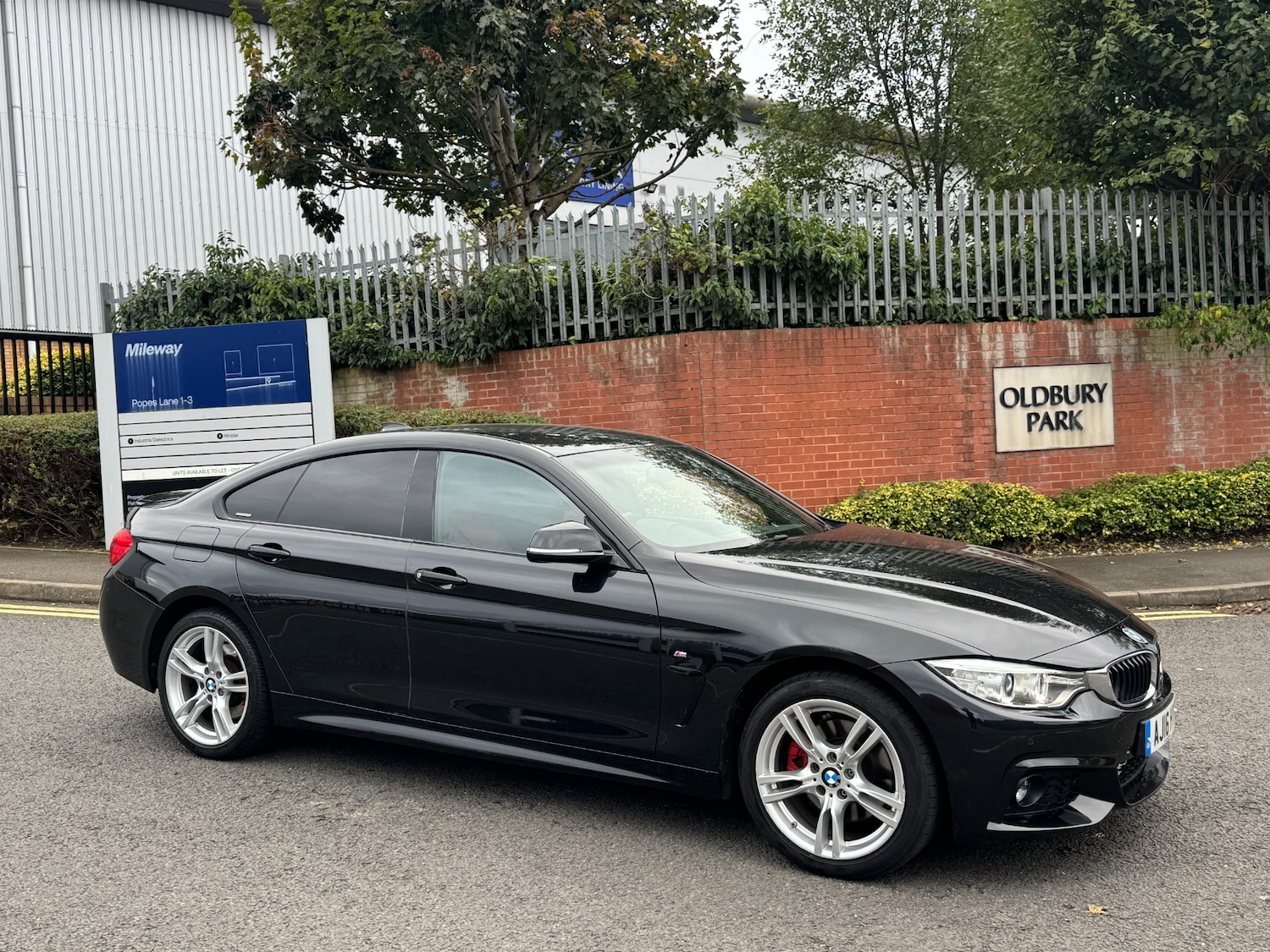 Used BMW 4 Series 2016 for sale - 76143456: Photo 3
