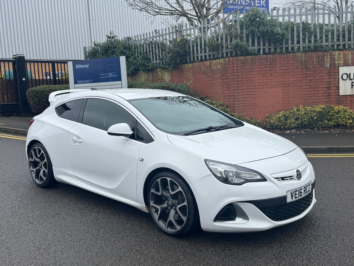 Used Vauxhall Astra GTC 2016 for sale - 76975398: Photo 1