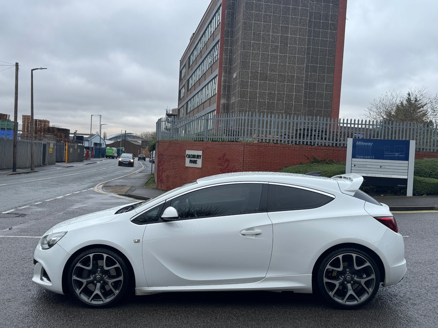 Used Vauxhall Astra GTC 2016 for sale - 76975398: Photo 8