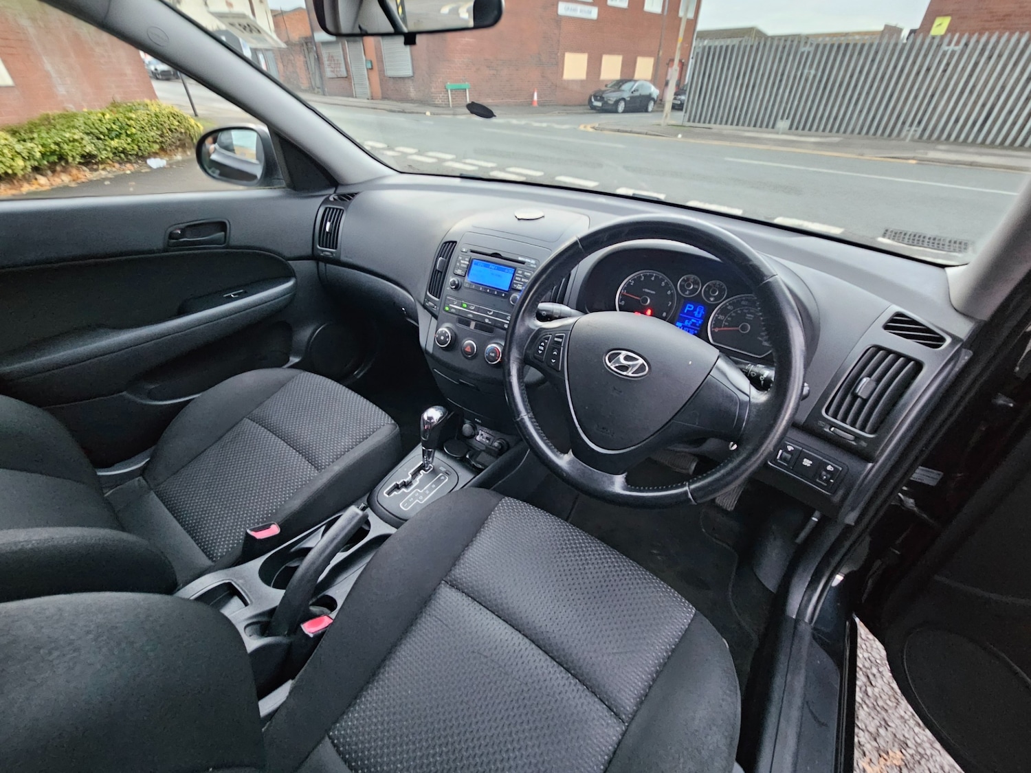 Used Hyundai i30 2010 for sale - 76672233: Photo 13