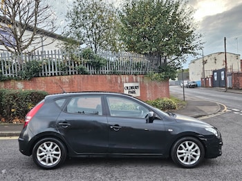 Used Hyundai i30 2010 for sale - 76672233: Photo