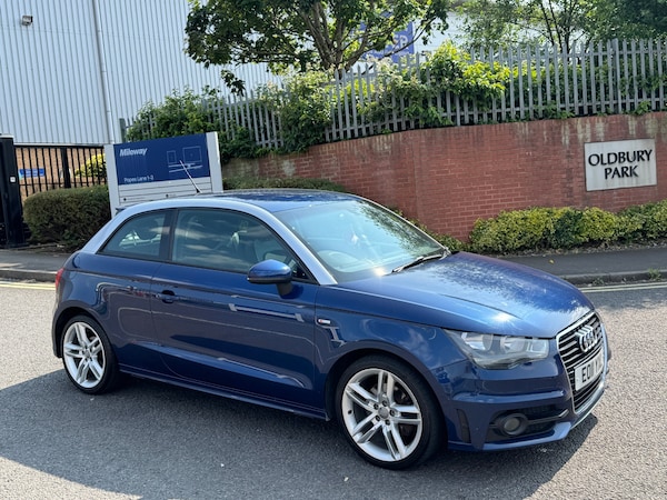 Used Audi A1 2011 for sale - 74989179: Photo 3