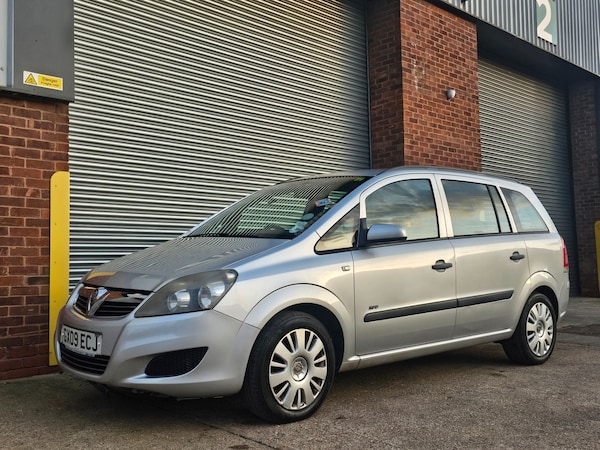 Used Vauxhall Zafira 2009 for sale - 73916517: Photo 10