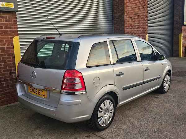 Used Vauxhall Zafira 2009 for sale - 73916517: Photo 7