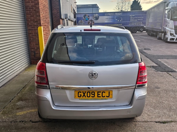 Used Vauxhall Zafira 2009 for sale - 73916517: Photo 8