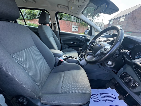 Used Ford Grand C-Max 2015 for sale - 75115949: Photo 13
