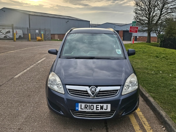 Used Vauxhall Zafira 2010 for sale - 73958961: Photo 3