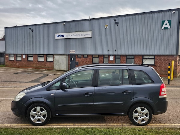 Used Vauxhall Zafira 2010 for sale - 73958961: Photo 8
