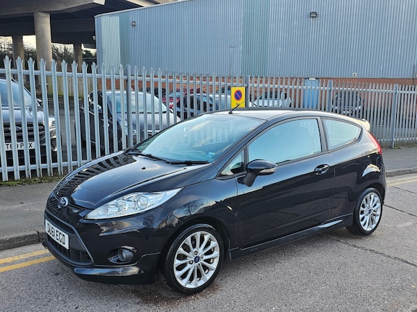 Used Ford Fiesta 2011 for sale - 73848637: Photo 11