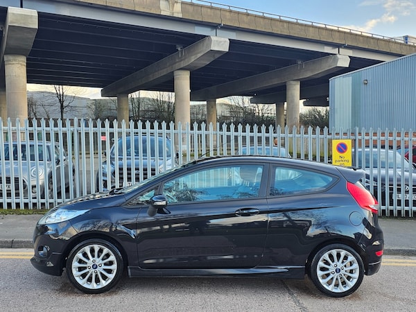 Used Ford Fiesta 2011 for sale - 73848637: Photo 12