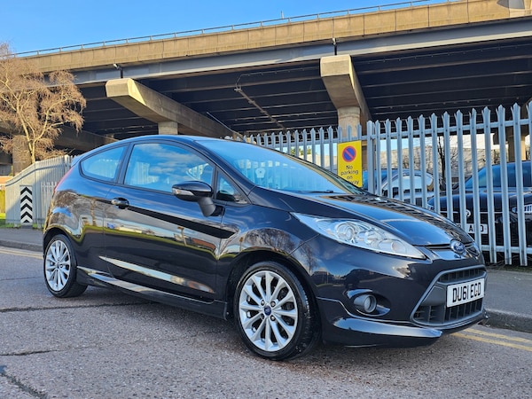 Used Ford Fiesta 2011 for sale - 73848637: Photo 2