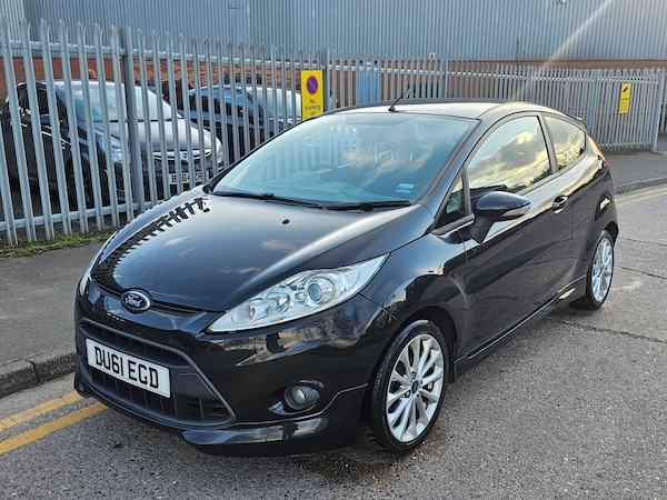 Used Ford Fiesta 2011 for sale - 73848637: Photo 9