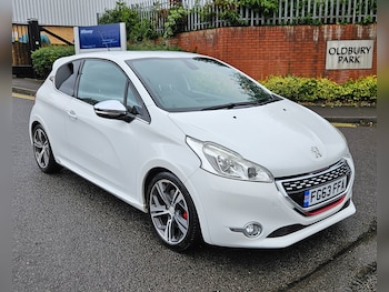 Used Peugeot 208 2013 for sale - 75966306: Photo