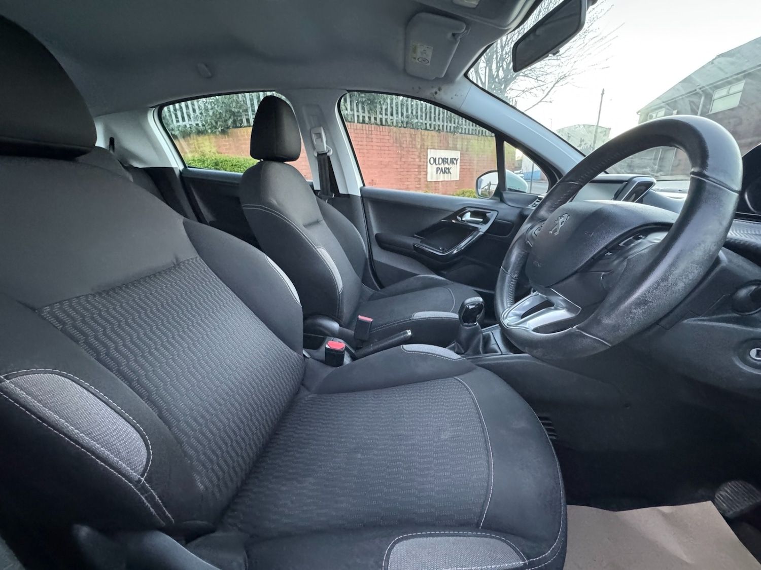 Used Peugeot 208 2016 for sale - 77979965: Photo 14