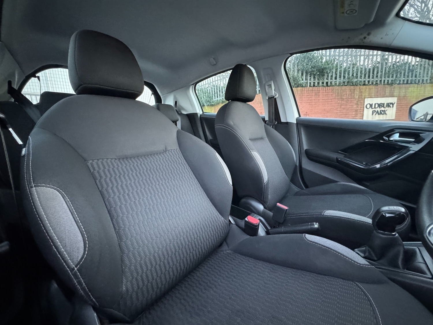 Used Peugeot 208 2016 for sale - 77979965: Photo 15