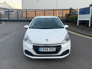 Used Peugeot 208 2016 for sale - 77979965: Photo