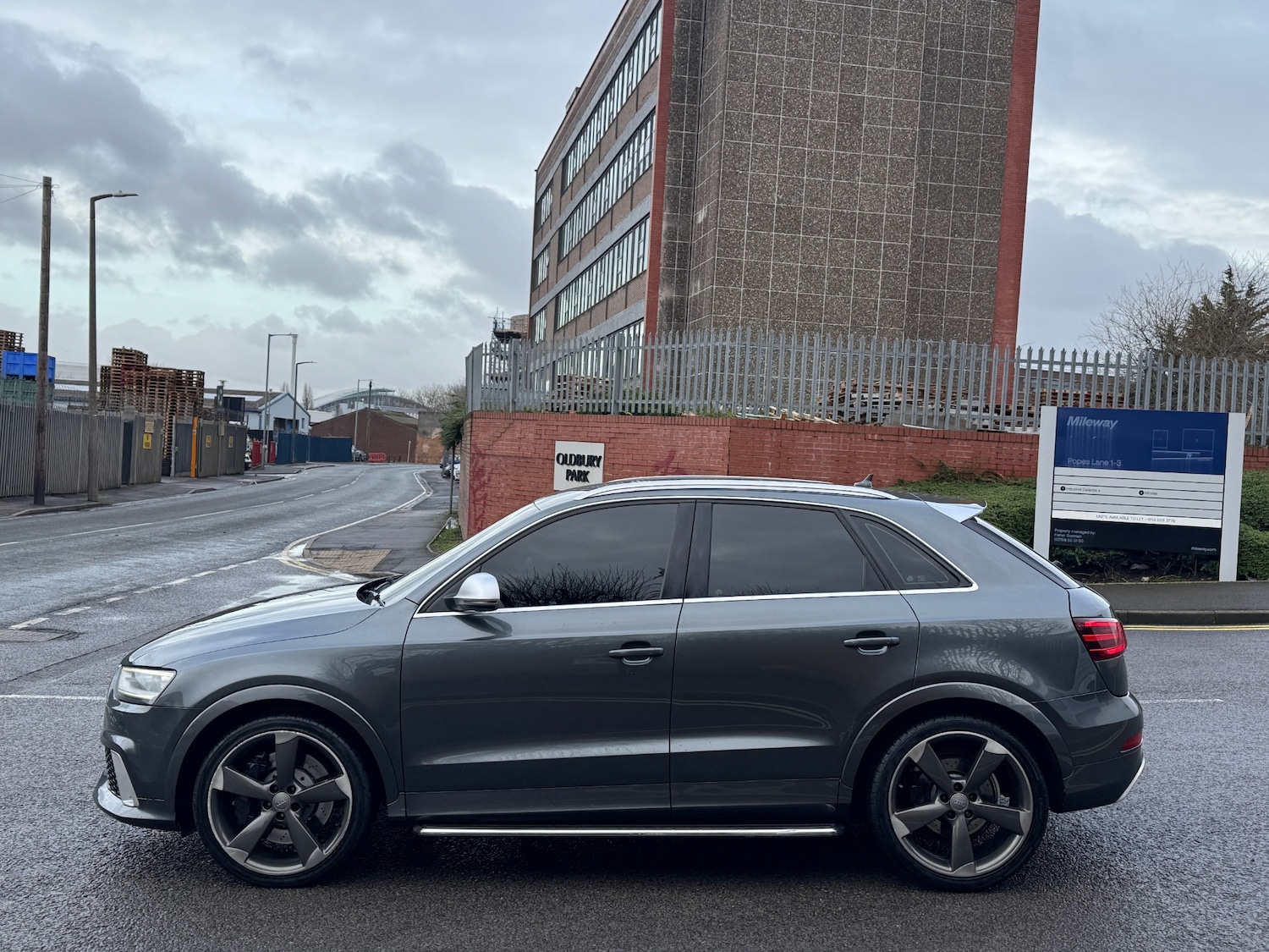 Used Audi RS Q3 2014 for sale - 78025326: Photo 11