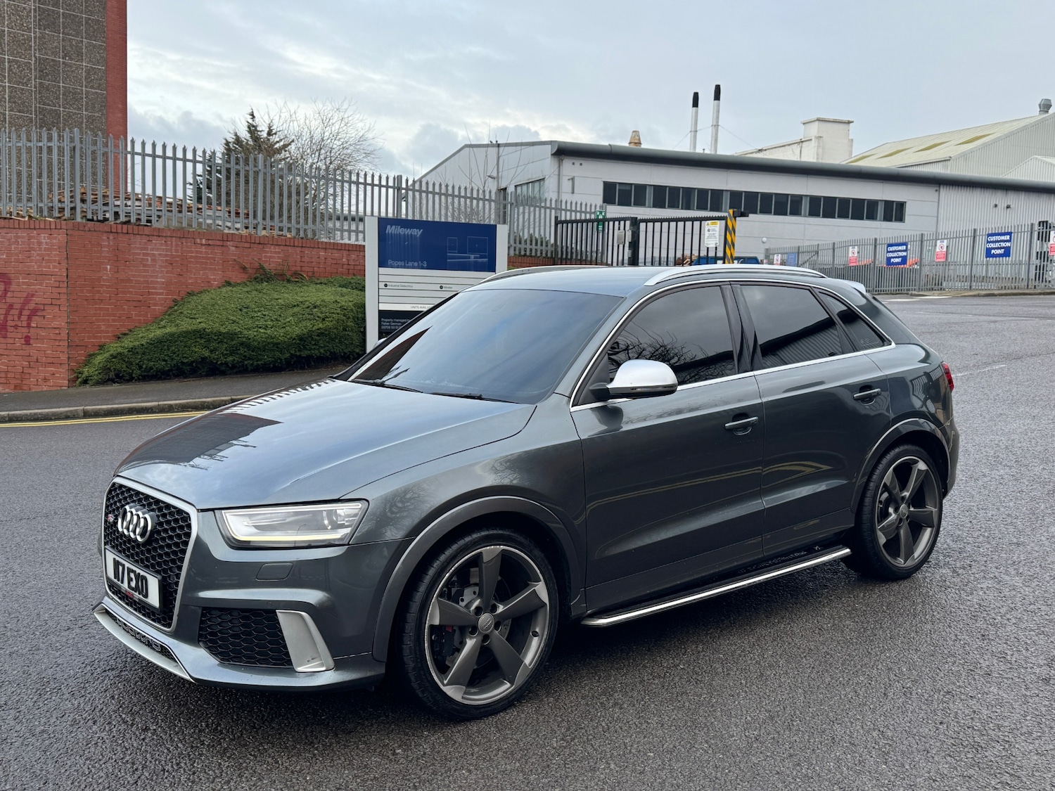 Used Audi RS Q3 2014 for sale - 78025326: Photo 14