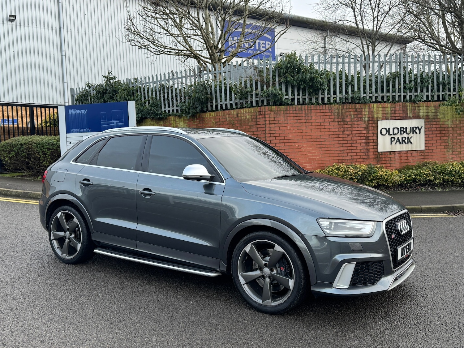 Used Audi RS Q3 2014 for sale - 78025326: Photo 3