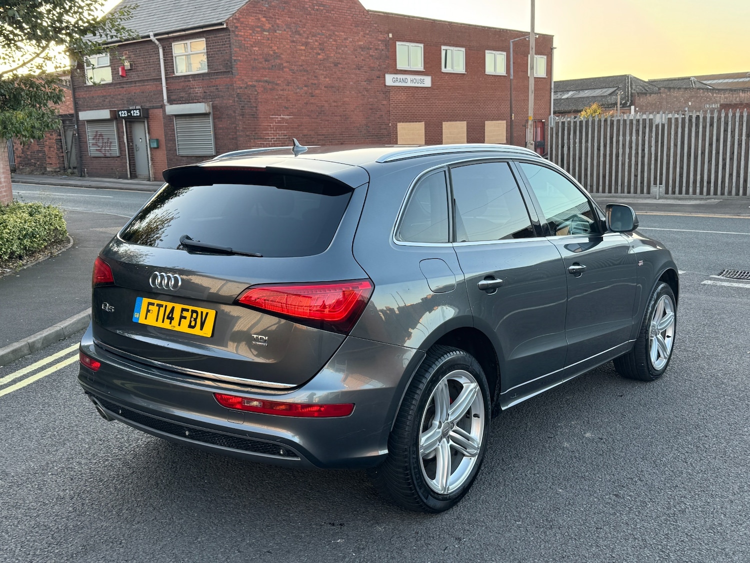 Used Audi Q5 2014 for sale - 76070659: Photo 6