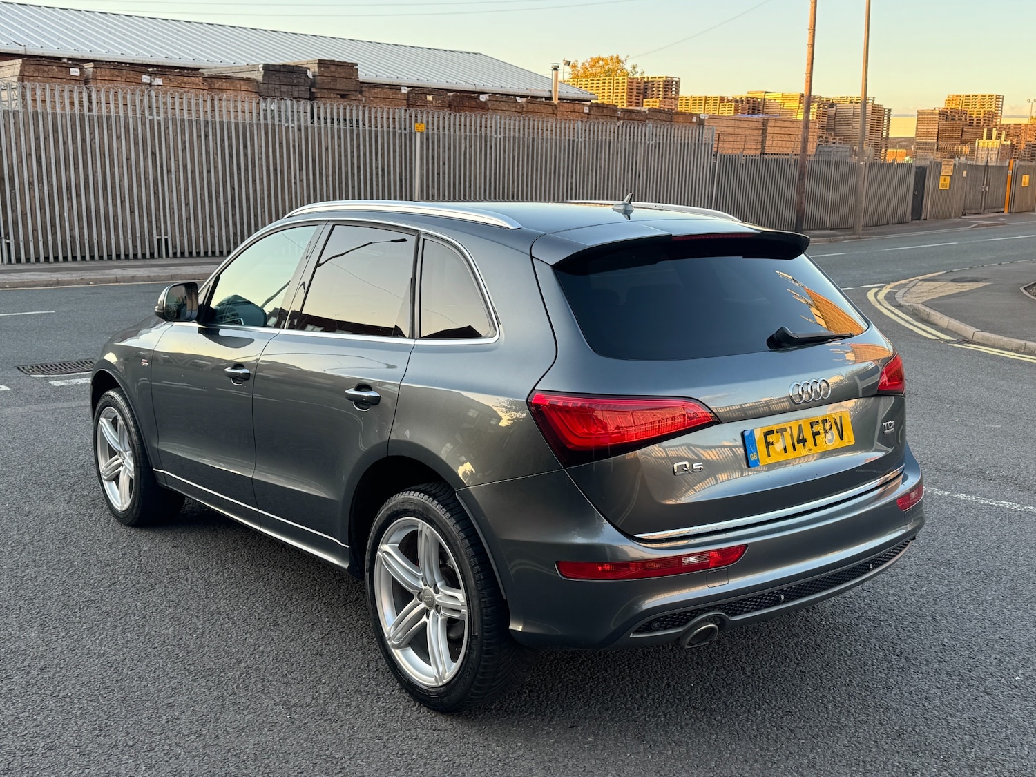 Used Audi Q5 2014 for sale - 76070659: Photo 8