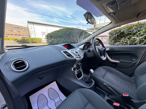 Used Ford Fiesta 2011 for sale - 74208143: Photo 13